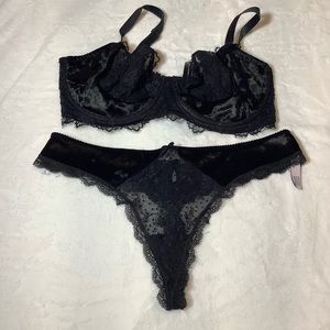 Victoria’s Secret Wicked Bra Set 36DDD/L